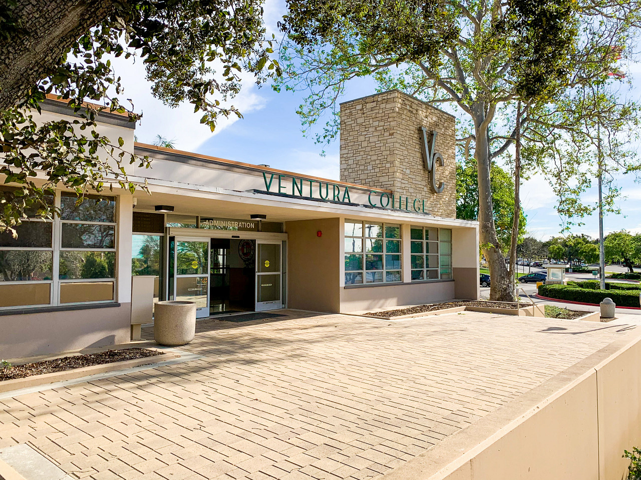 Ventura College Administration Building Front Entrance and Steps