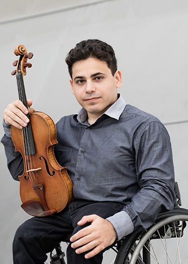 Niv Ashkenazi photo