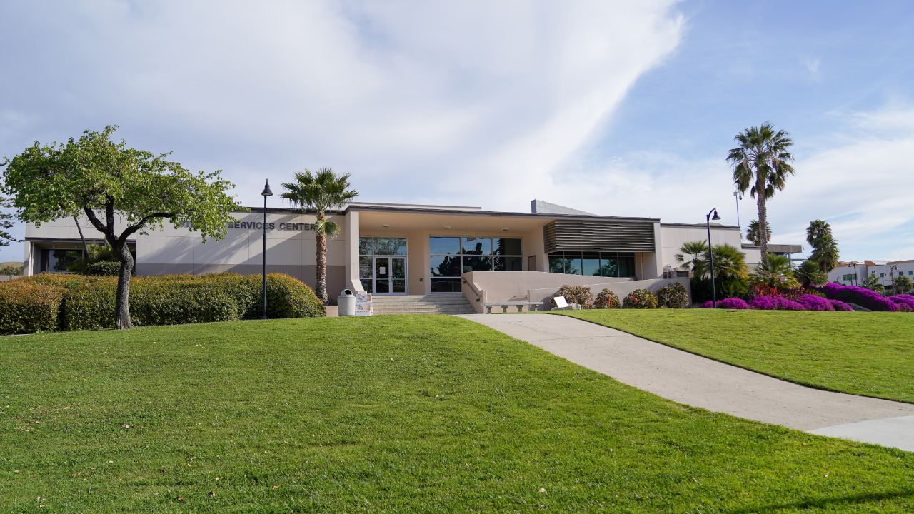 Admissions and Records Ventura College