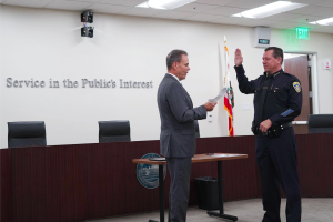 Chancellor MacLennan swearing in new Chief of Police Robert 
